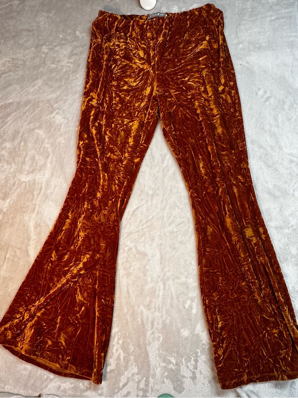 Kimchi Blue Crushed Velvet Flare Pants Gold Mustard Boho Retro Y2K L - Picture 9 of 10